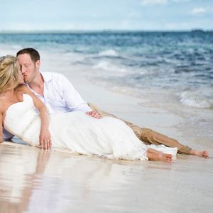 seasons photo studio trash the dress cancun beach